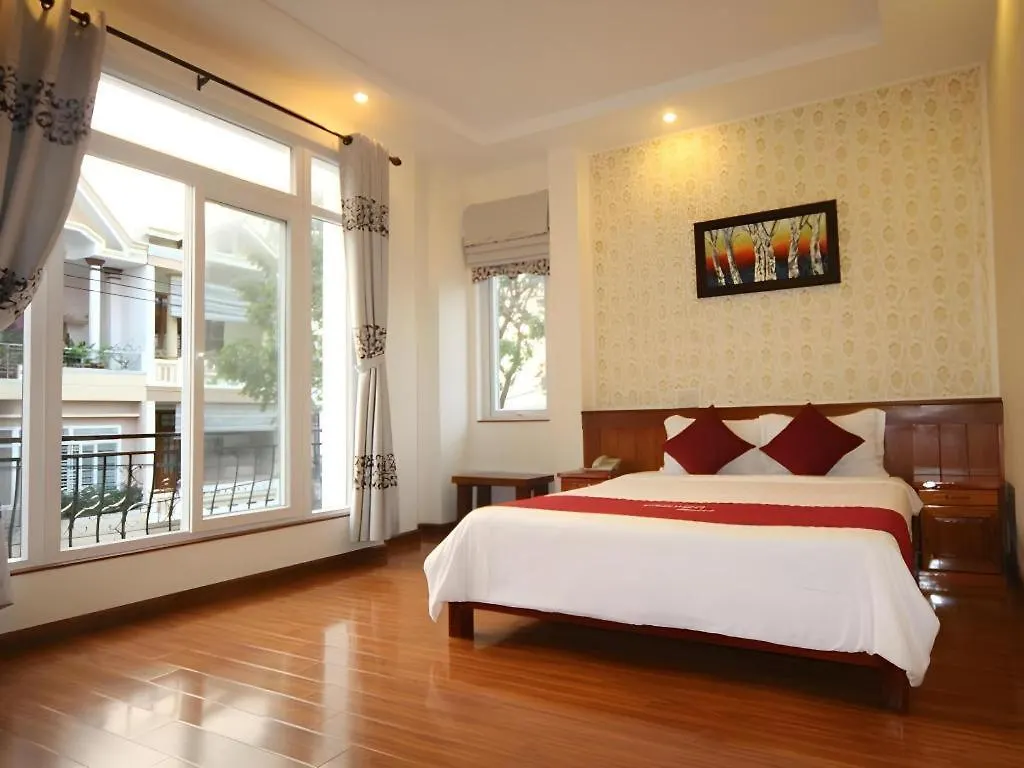 Omega Da Nang Beach Hotel