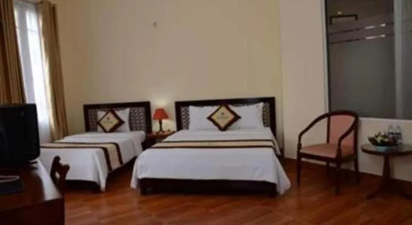 Omega Da Nang Beach Hotel