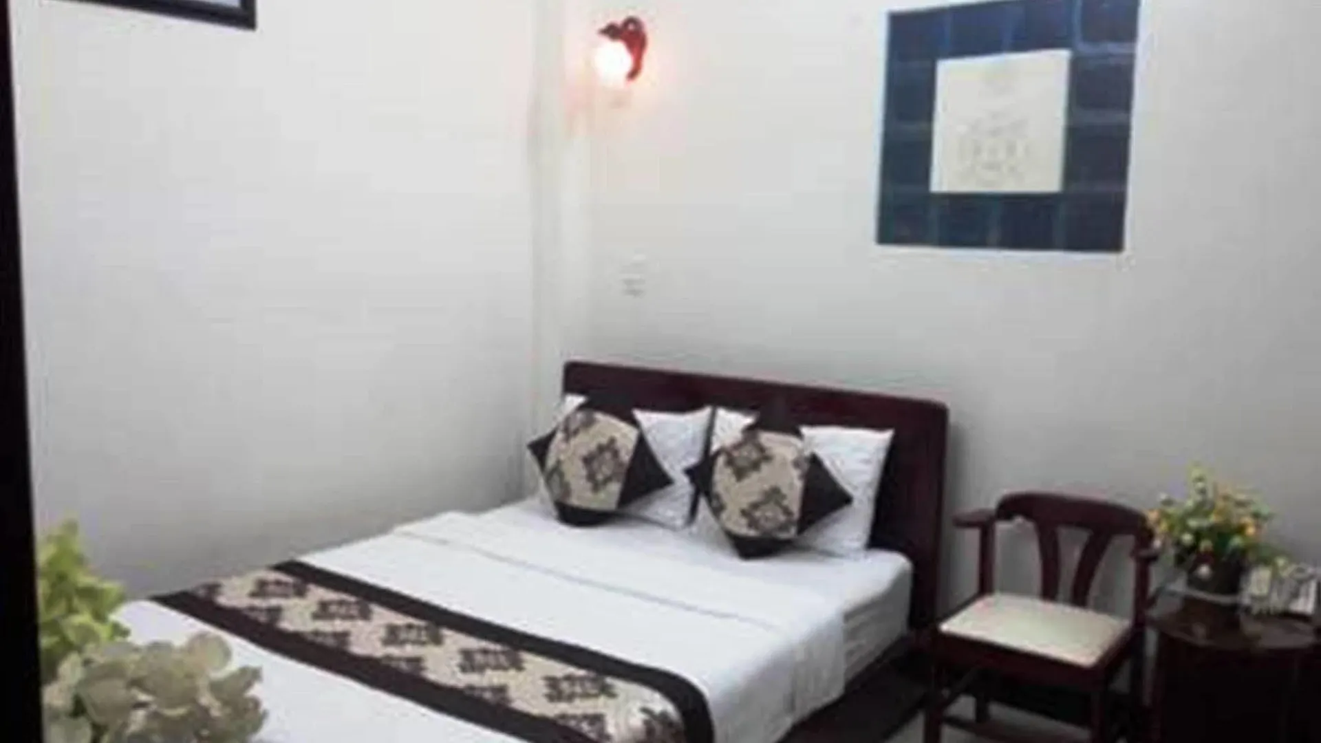 Omega Da Nang Beach Hotel